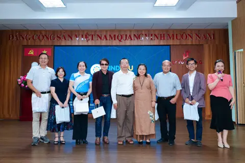 Ảnh tập thể tại sự kiện KINDEDU